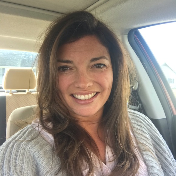 Meet your Posher, Amber - Picture 1 of 1